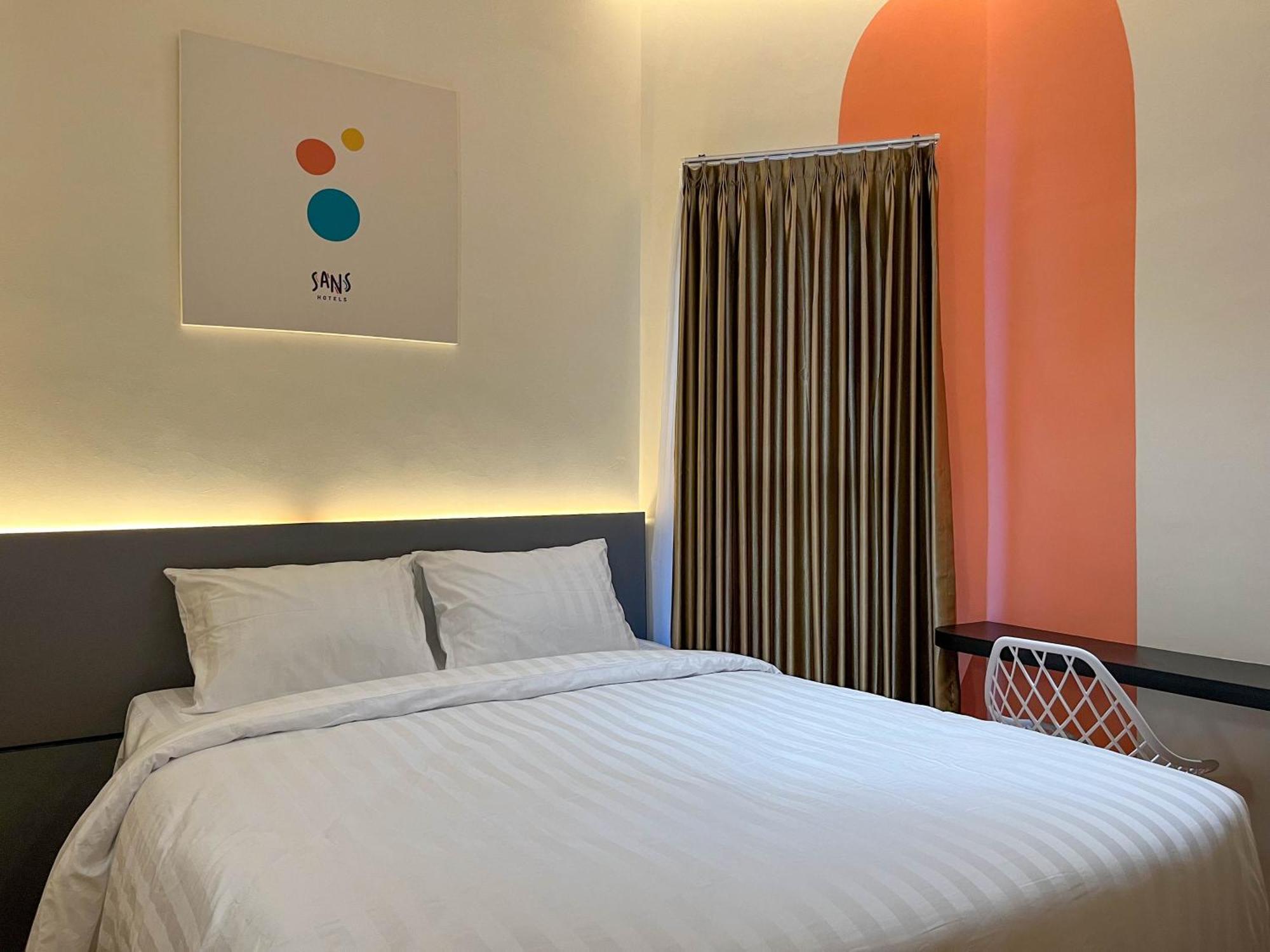 Sans Hotel Premiere Majapahit Semarang Exteriér fotografie