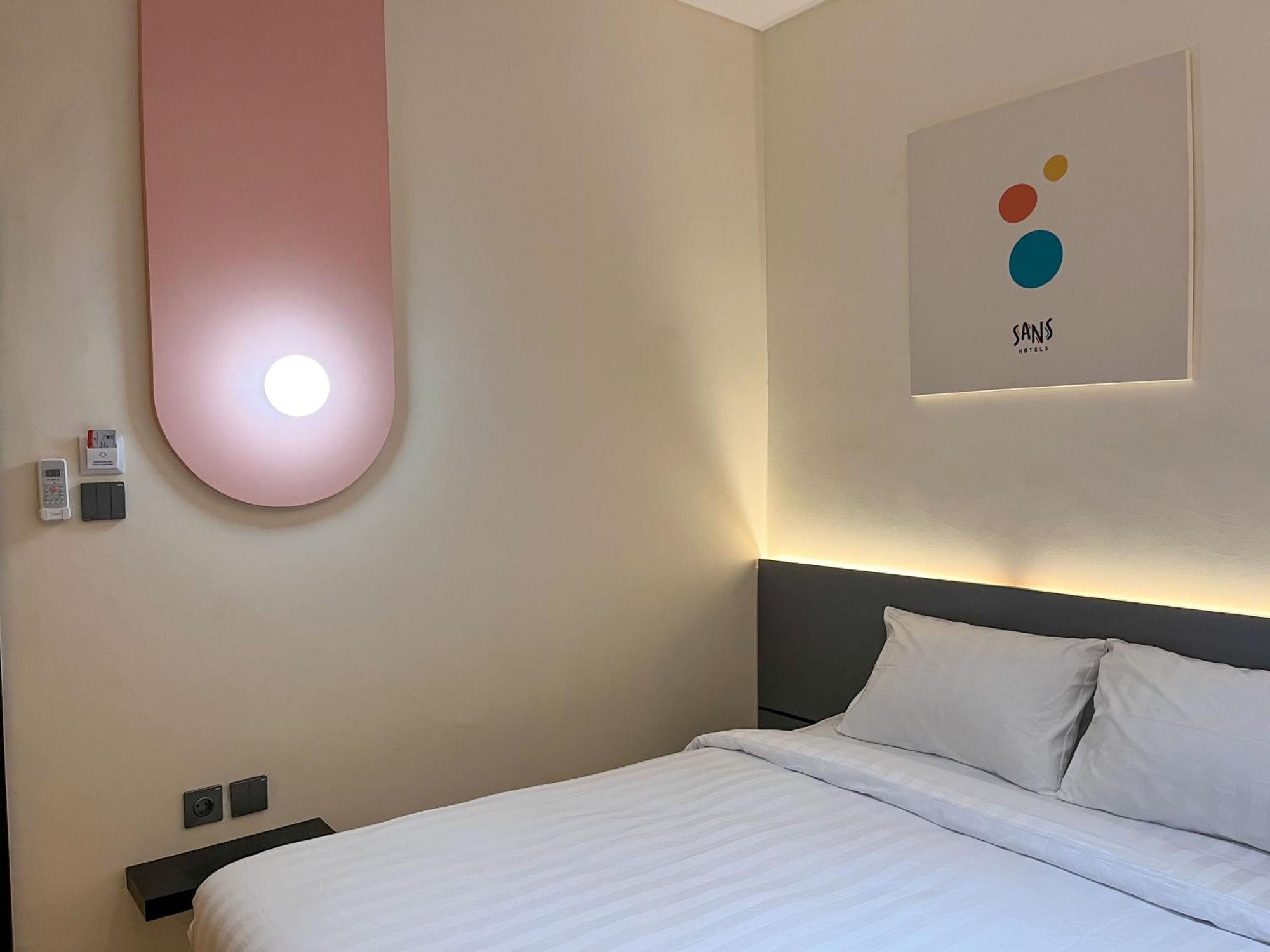 Sans Hotel Premiere Majapahit Semarang Exteriér fotografie