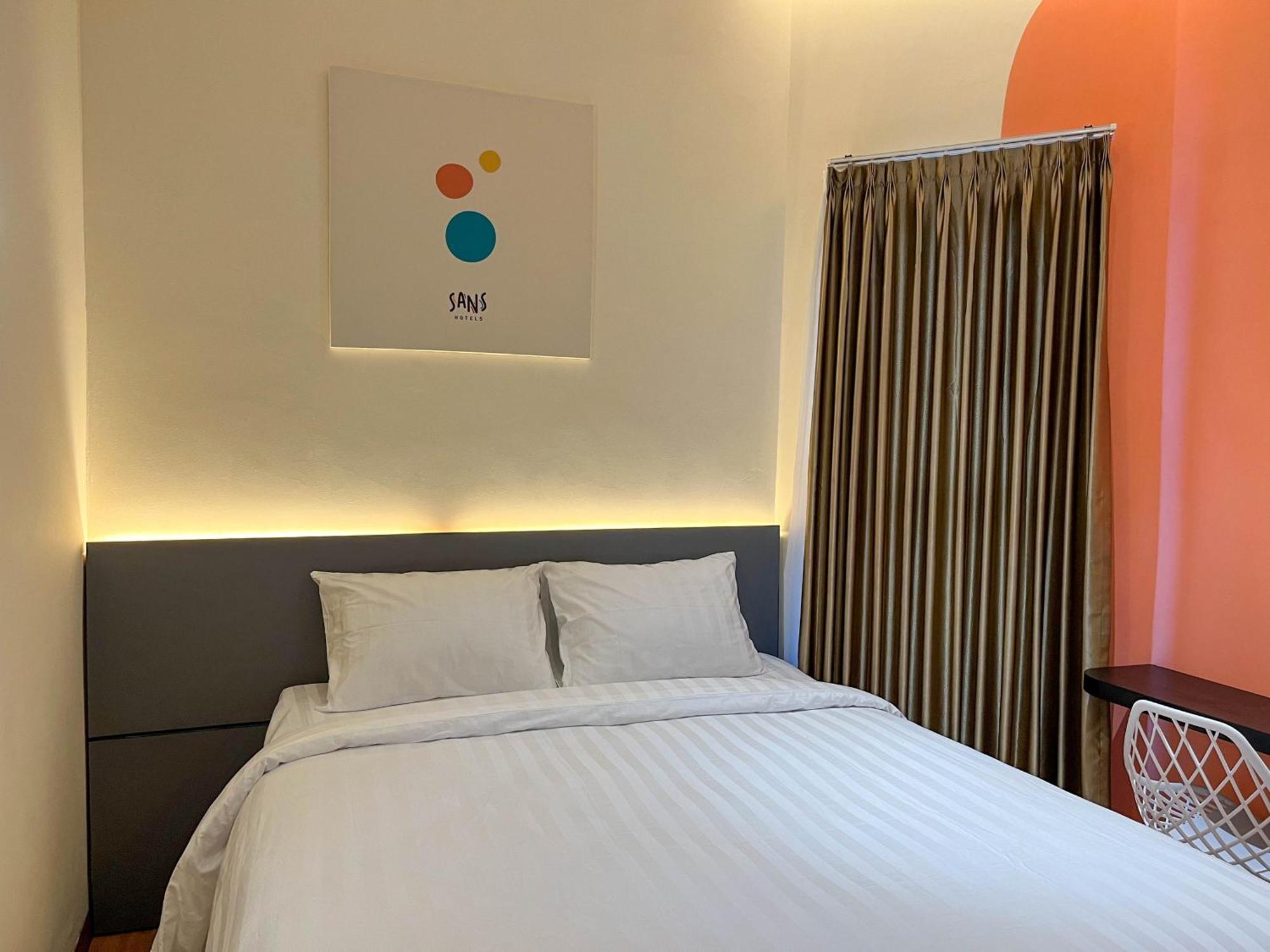 Sans Hotel Premiere Majapahit Semarang Exteriér fotografie