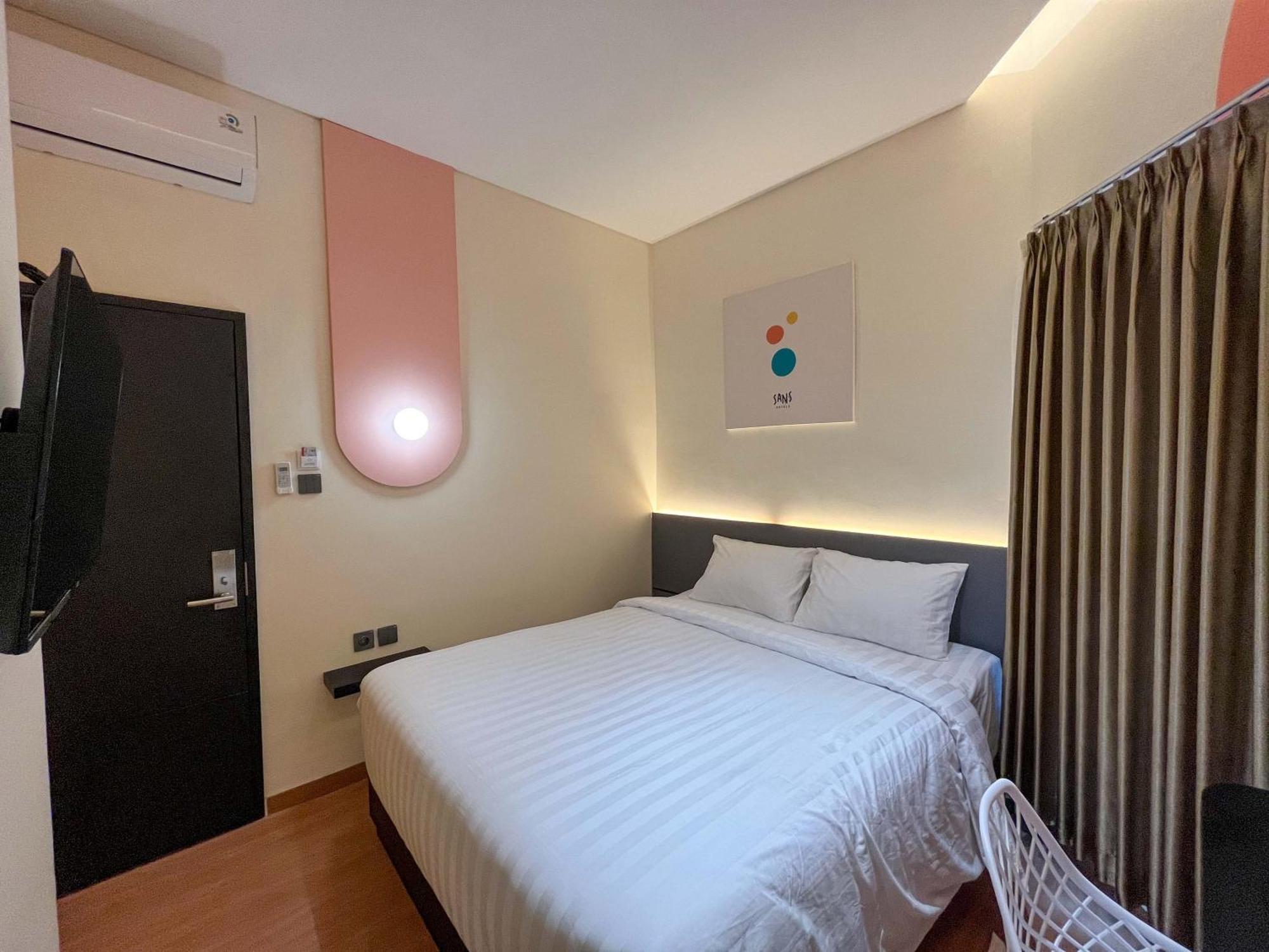 Sans Hotel Premiere Majapahit Semarang Exteriér fotografie