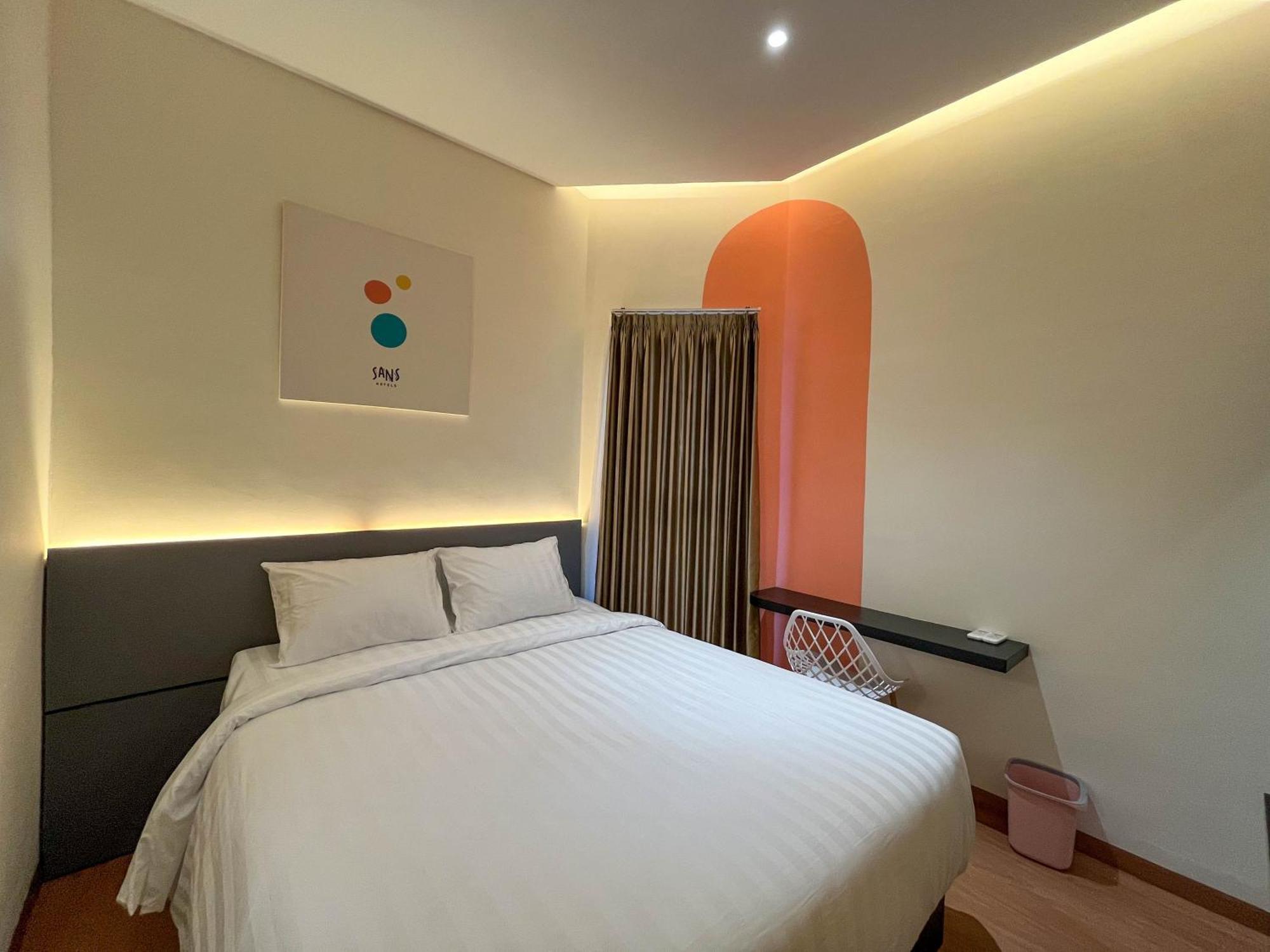 Sans Hotel Premiere Majapahit Semarang Exteriér fotografie